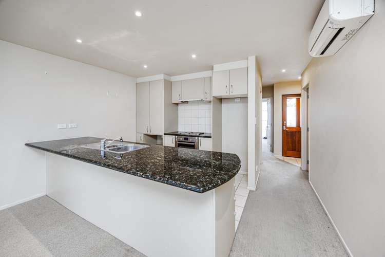 31/8 Landscape Road Papatoetoe_10