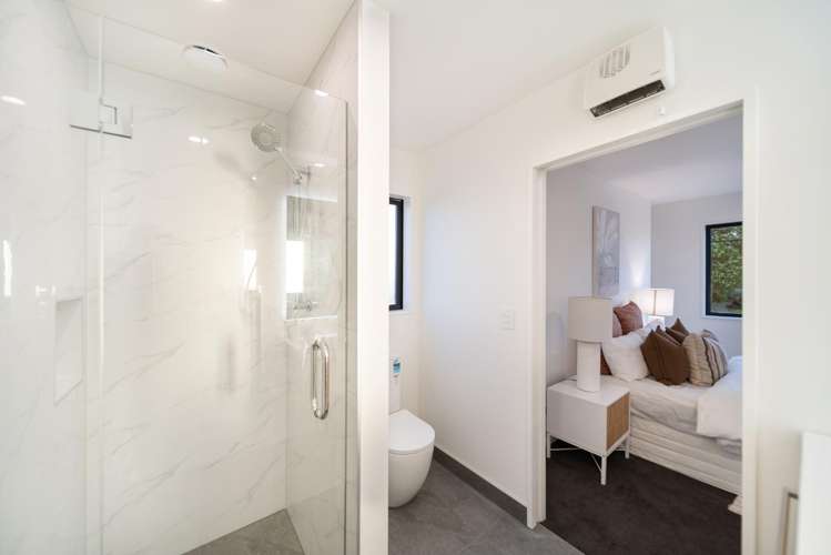 2/490 Cashel Street Linwood_11