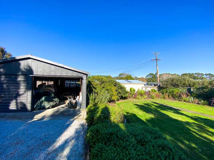 72 Bishop Road Parapara_8