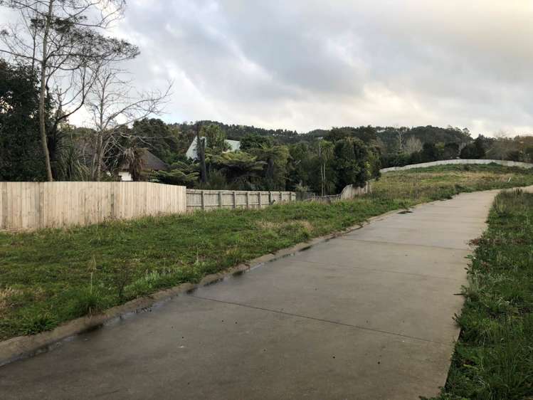 4 Han Court Glen Eden_5