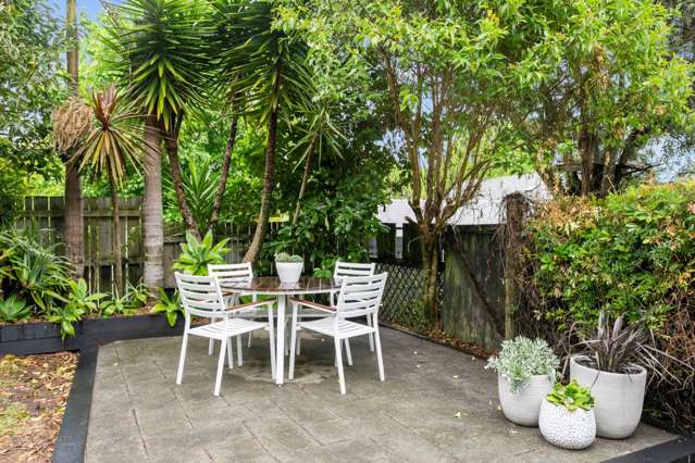 512a West Coast Road Oratia_3