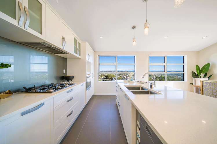 88 Pemberton Avenue Bayview_4