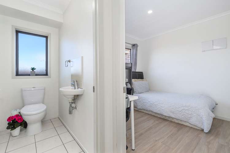 79 Waterside Drive Pyes Pa_19