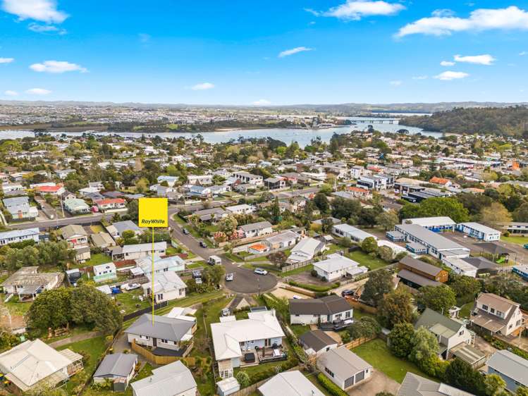 11 Gilpin Place Beach Haven_15