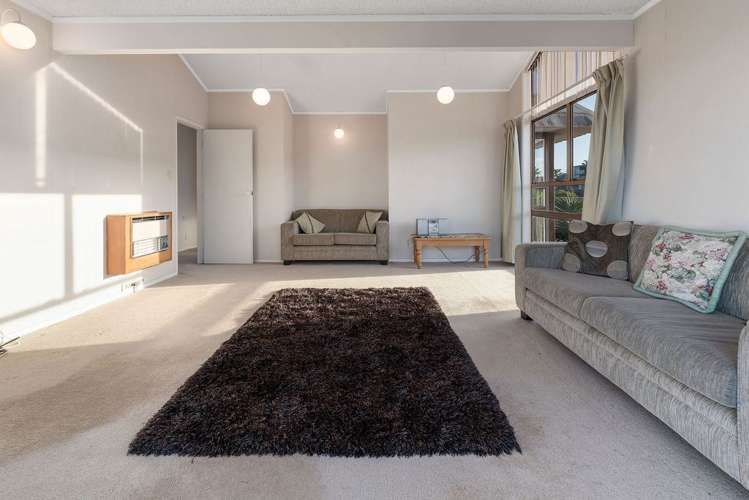 1/4 Marama Street Castor Bay_7
