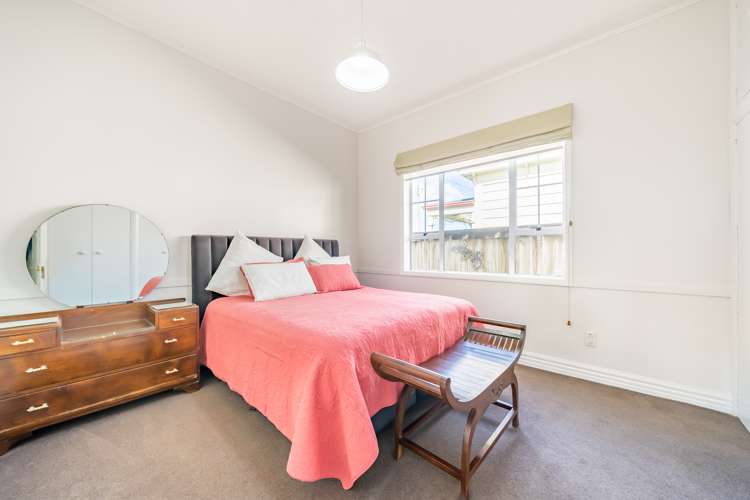 17 King Street Petone_16