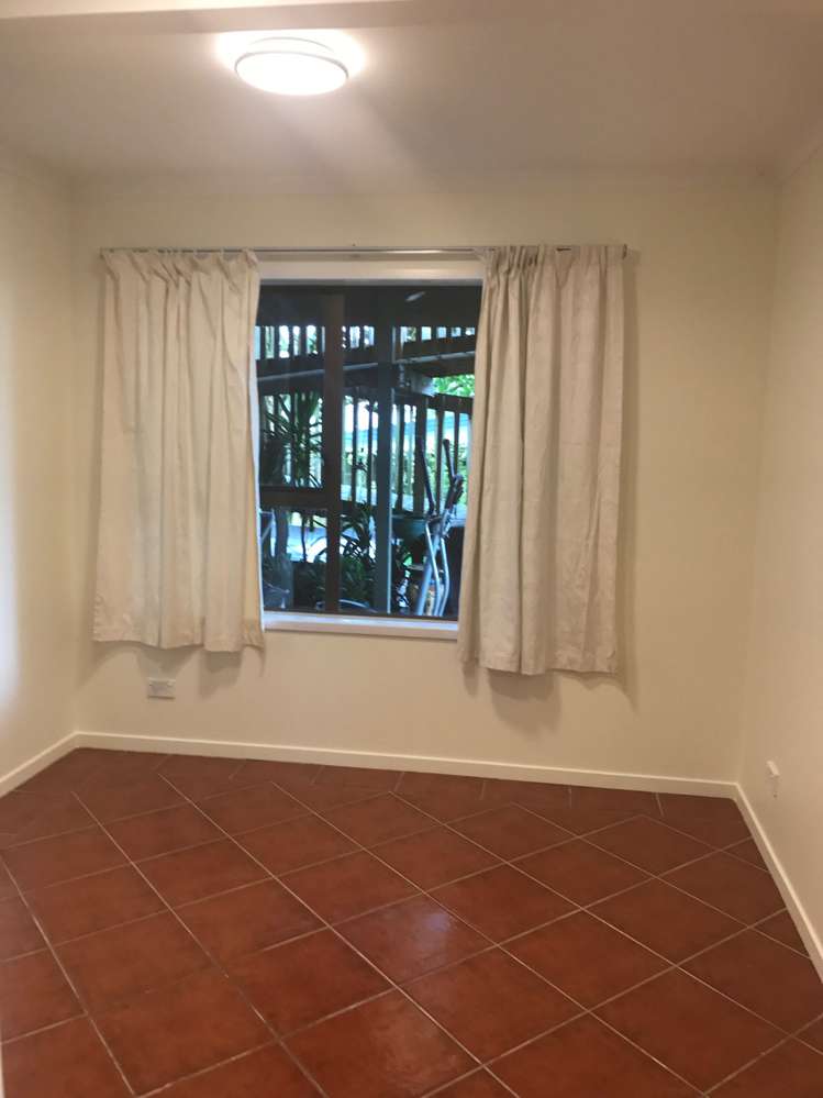 2/215 Eskdale Road Birkenhead_8