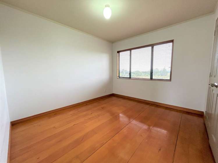 20 Meadow Crescent Te Atatu South_11