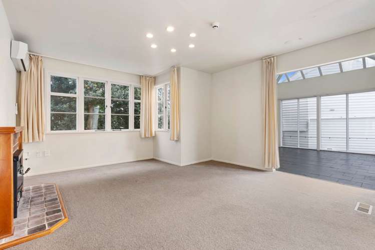 4 Winscombe Street Belmont_4