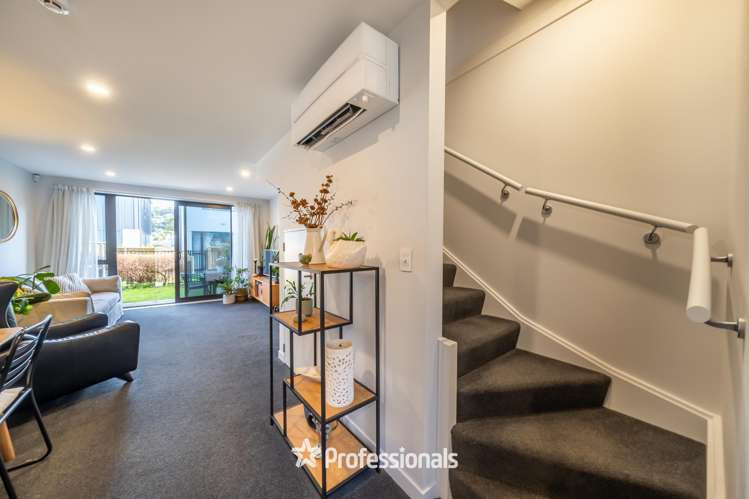 16 Te Ara O Ripeka Wharawhara Petone_10