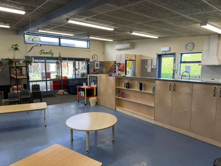8 Queen Street Waitara_2