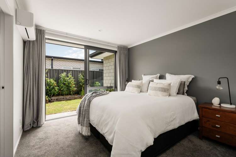 20 Raynor Crescent Pyes Pa_12