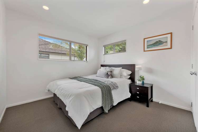 17 Pine Harbour Parade Beachlands_24