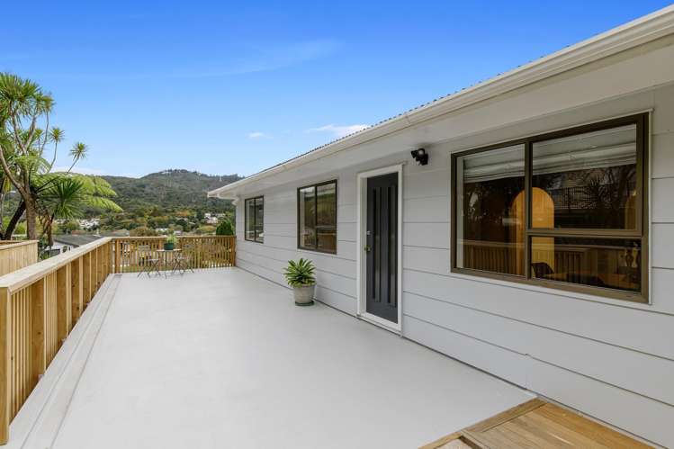 8 Bogle Grove Stokes Valley_5