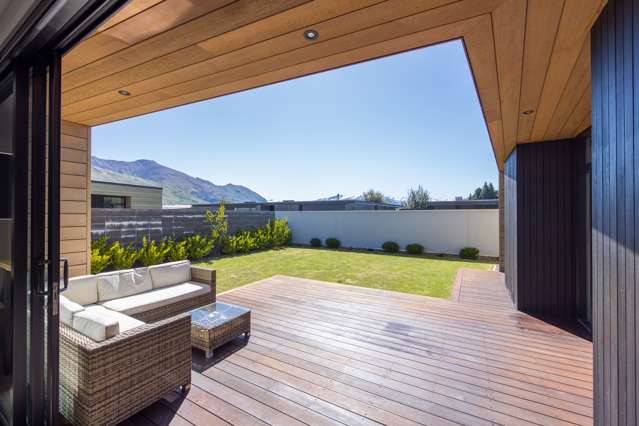 4 Stackbrae Avenue Wanaka_1