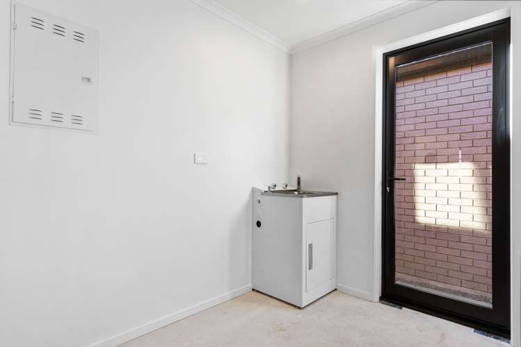 37 Waharau Lane Ramarama_10