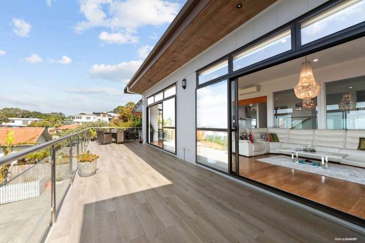 1/25a Aldersgate Road Hillsborough_2