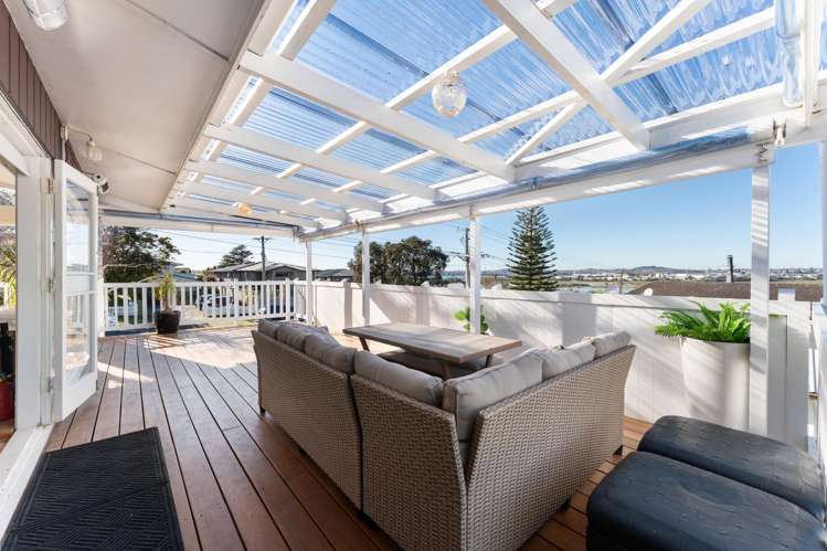 15 Jaemont Avenue Te Atatu South_23