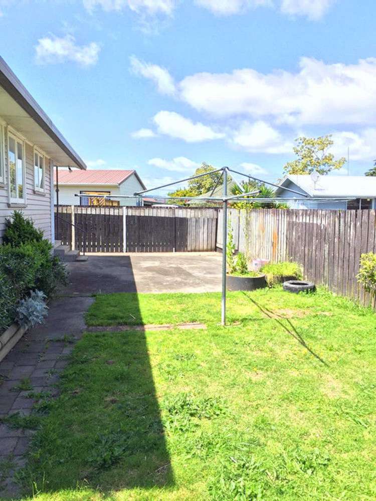 1/19 Sutton Crescent Papakura_10