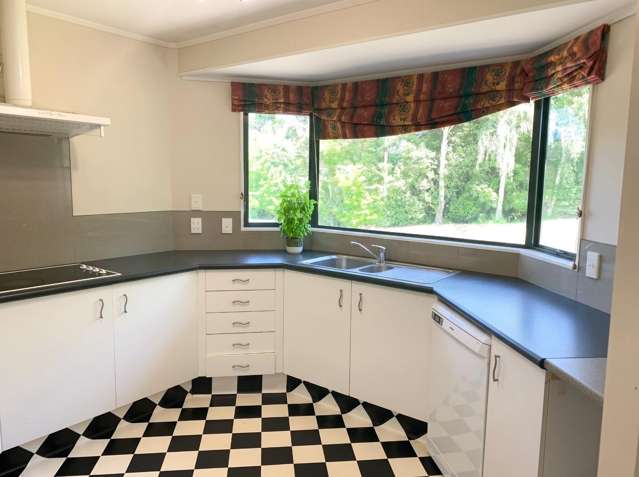 3 Springdale Grove Fitzherbert_3