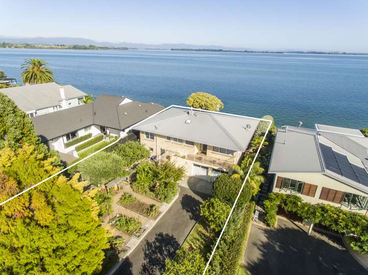 14 Strange Grove Matua_12