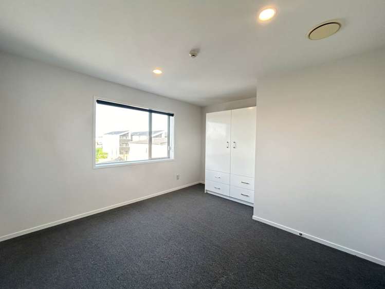 60 Niu Lane Te Atatu South_10