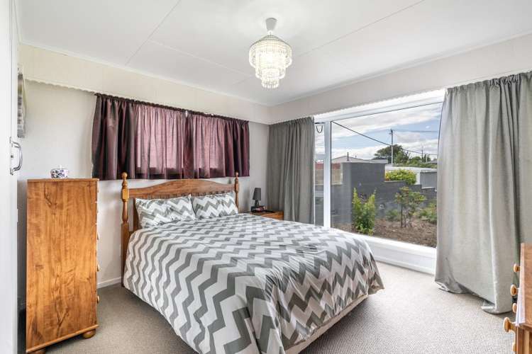 63 Edinburgh Crescent Waikiwi_14