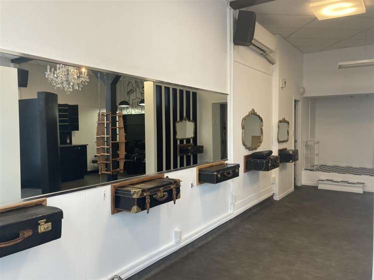 2 and 2A Adelaide Road Mt Cook_5