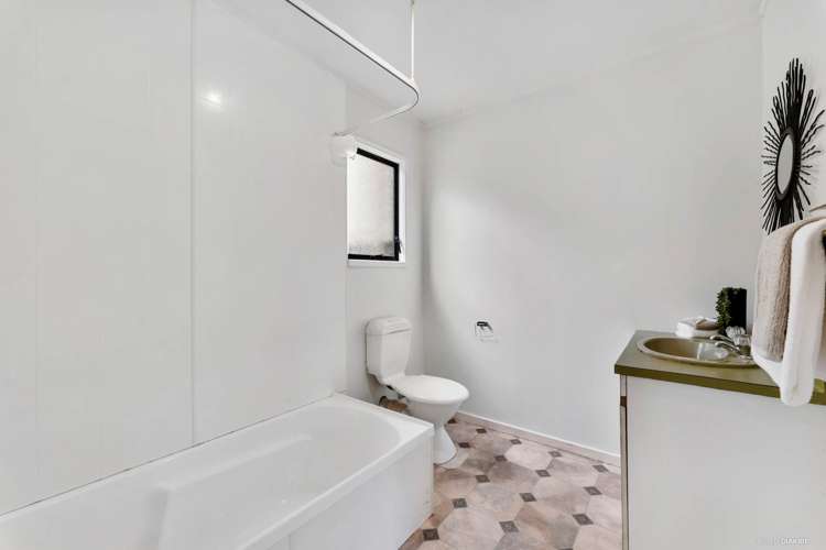 126 Spinella Drive Bayview_17