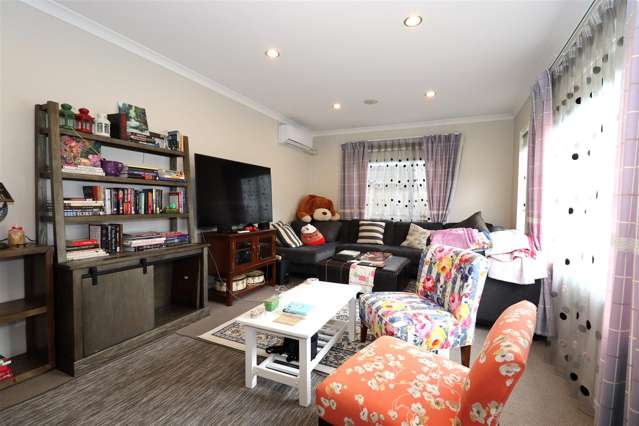 4 Beatrice Place Flat Bush_2