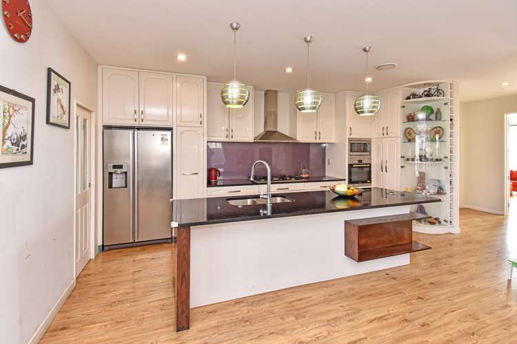 44 Hughs Way Flat Bush_5