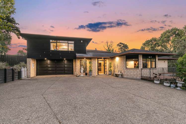 3 Oakford Park Crescent Greenhithe_1