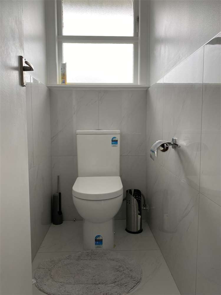 82 Commodore Drive Lynfield_15