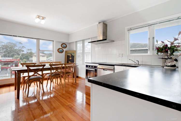 96 Vodanovich Road Te Atatu South_6