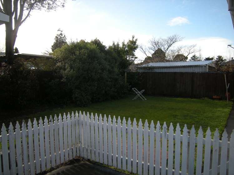 11 Kathleen Crescent Hornby_9