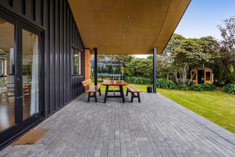 13 Carthew Street Okato_23