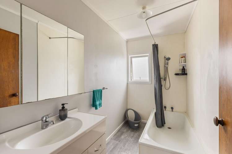 9 Tawake Place Waitara_11