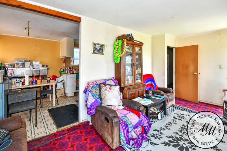 11 Darnell Crescent Clover Park_3