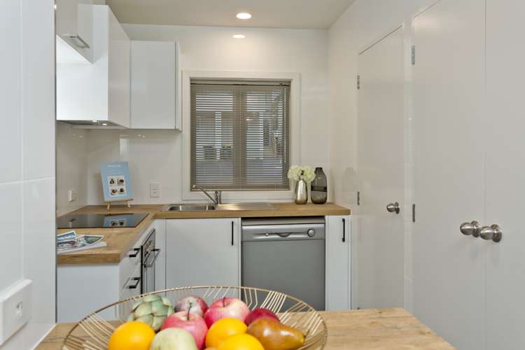 5/4 John Jennings Drive Oteha_9