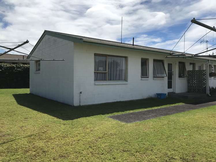 5/5 Balmoral Terrace Otumoetai_0