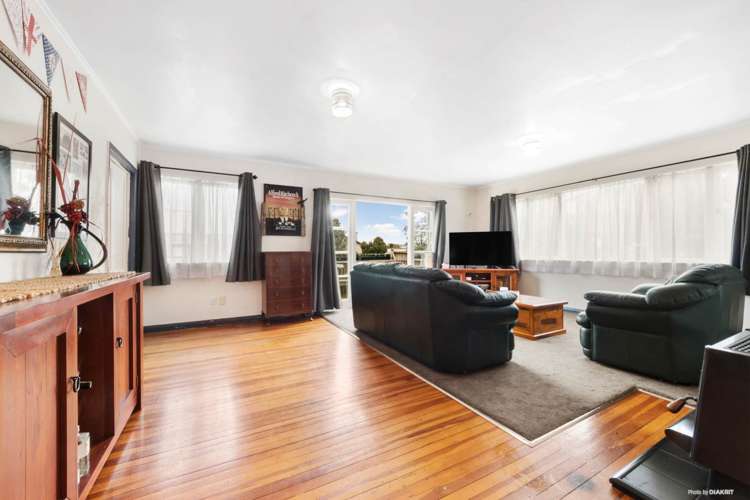 7 Arney Road Ranui_2