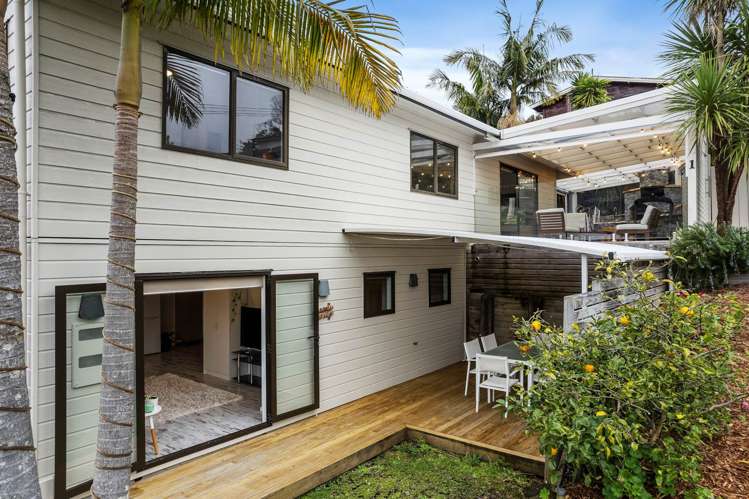 1/690 Beach Road Browns Bay_12