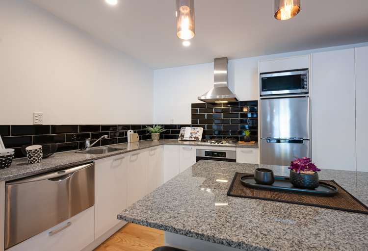 204/1 Beetham Street Queenstown_8