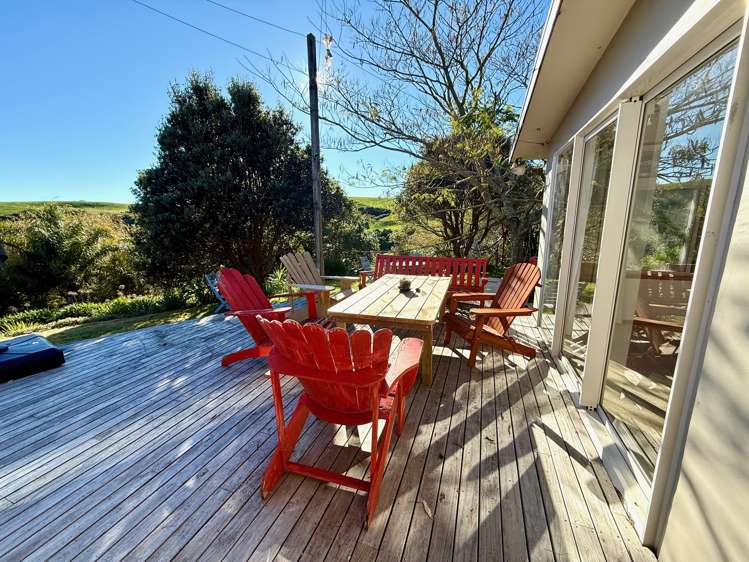 Address withheld Raglan_30