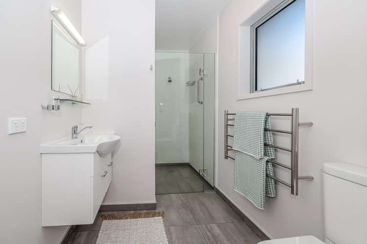 15 Rotary Park Close Shiel Hill_17