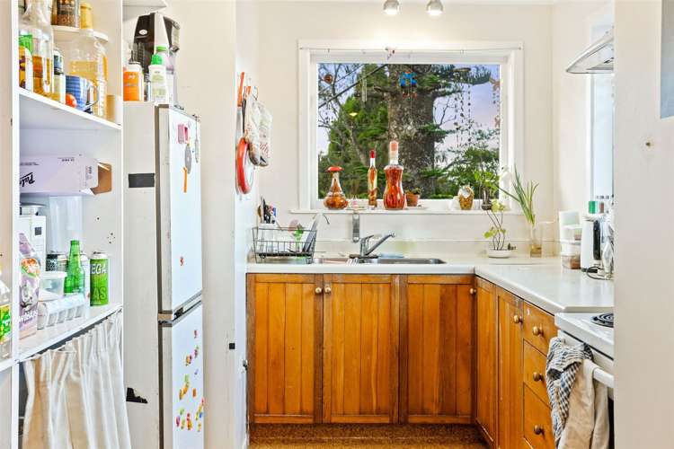 14 Yeovil Road Te Atatu Peninsula_15