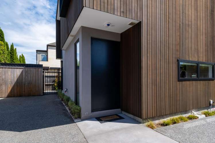 2/126 Rugby Street_1