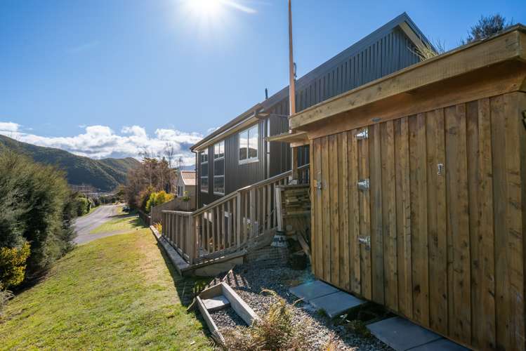 49 Boons Valley Road Waikawa_25