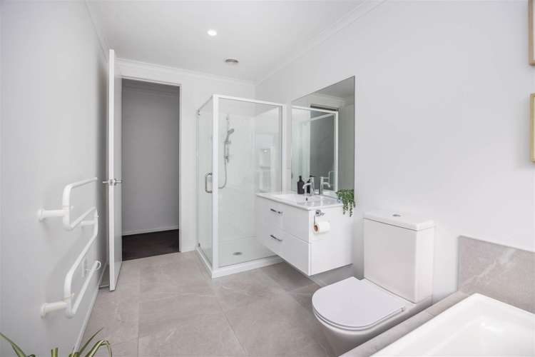 18 Keyes St Chedworth_17