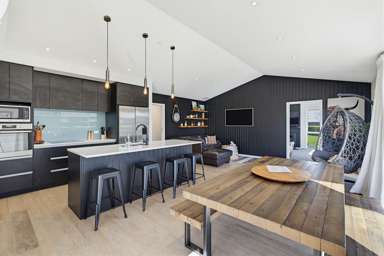 9 Hosking Drive_2